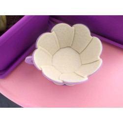 Fustella L Tazza con base smerlata