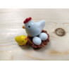 Gallina chioccia in plastica con 2 ovetti e 1 pulcino