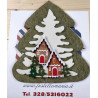 Fustella L Casetta di montagna con albero di Natale