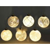 Pallina in vetro con decori glitter e luce led in espositore modello a scelta
