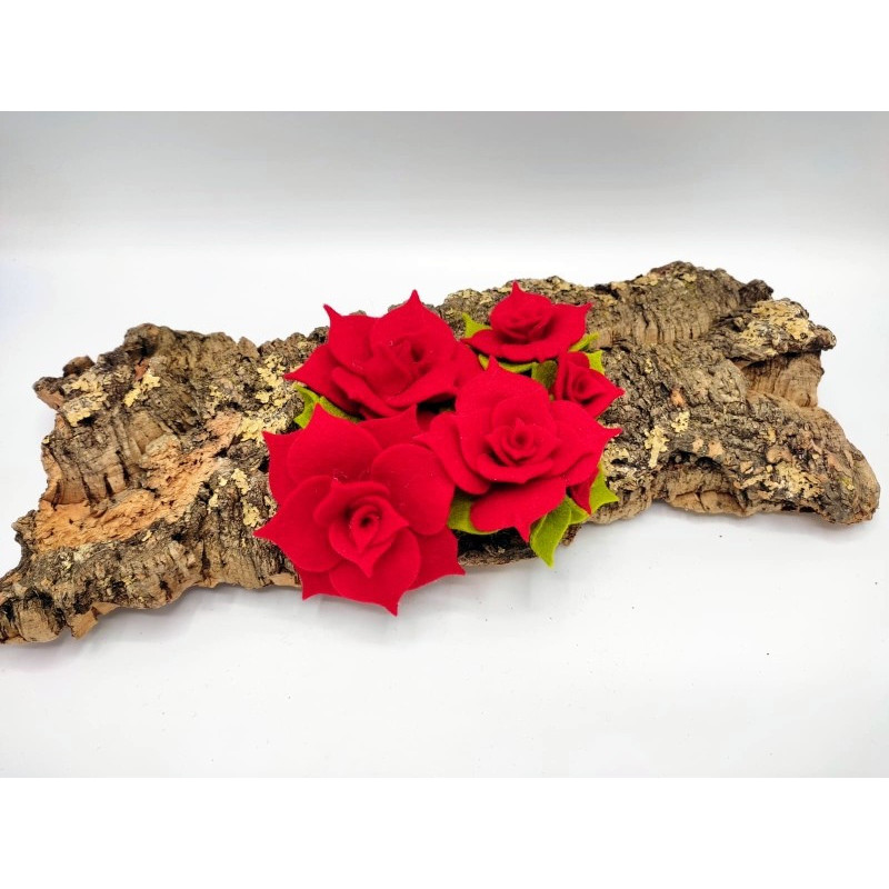 Fustella M Rose rosse
