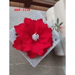Fustella L Stella di Natale a petali