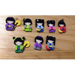 Fustella metallica Kokeshi Japanese Paper Doll